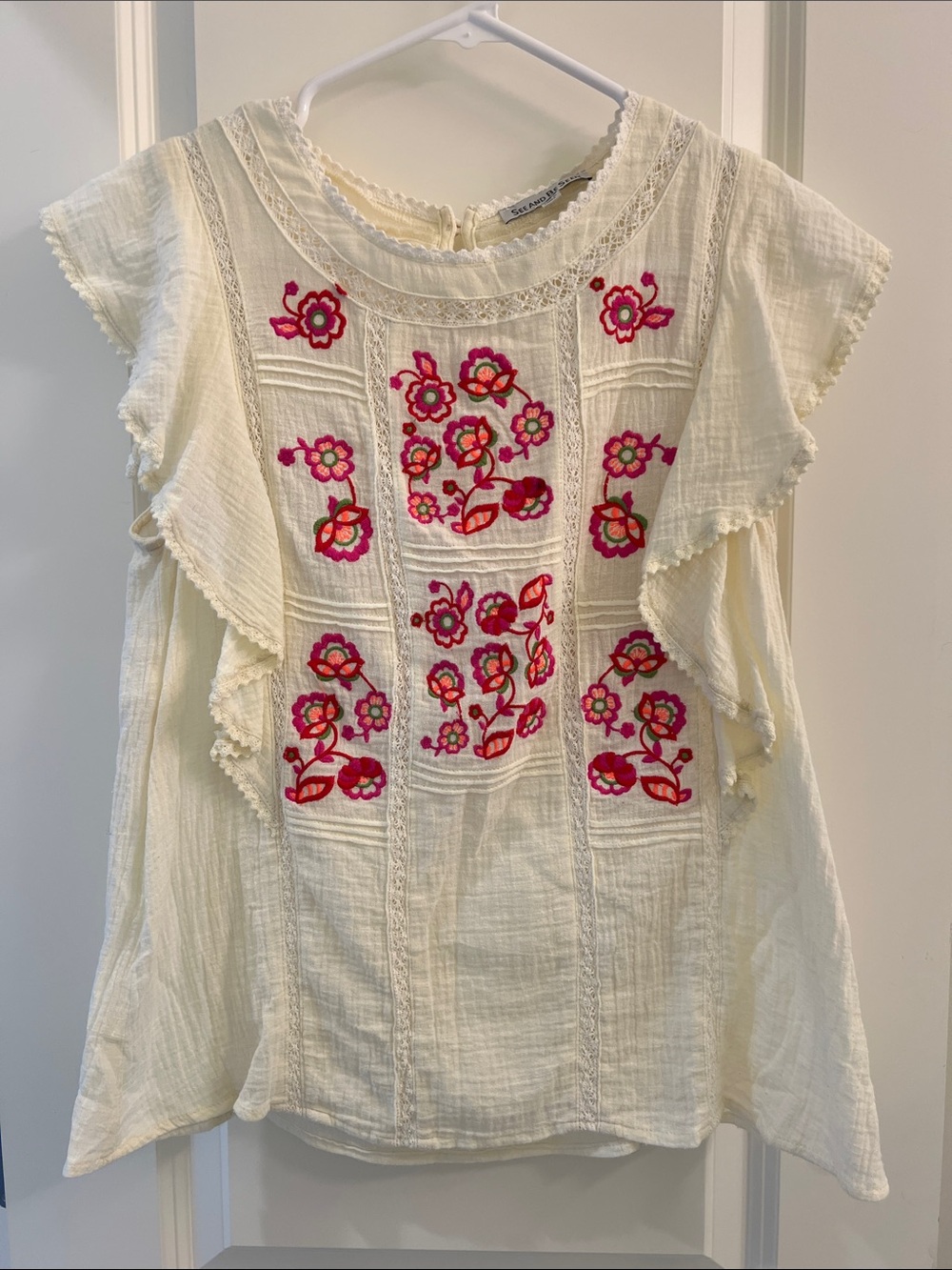 Embroidered Ruffle-Sleeve Cotton Blouse - Ivory with Pink Floral